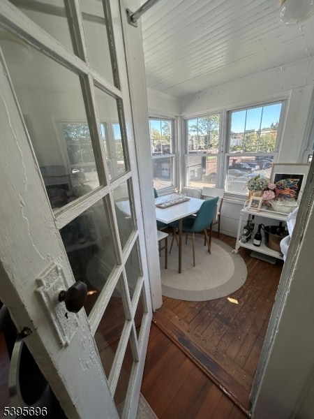 Building Photo - 96 Grove St