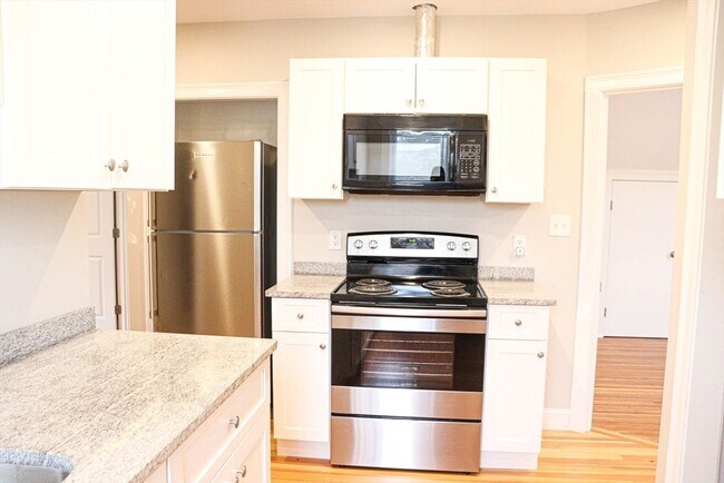 Building Photo - 133 Kendrick Ave