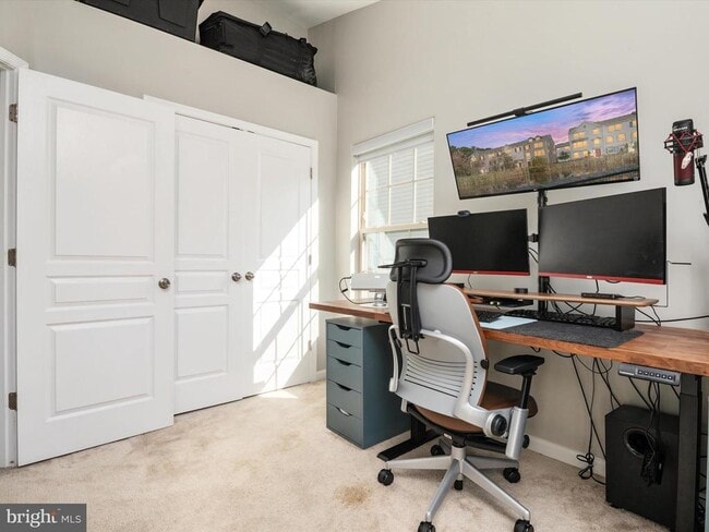 Building Photo - 2321 Marion Rd