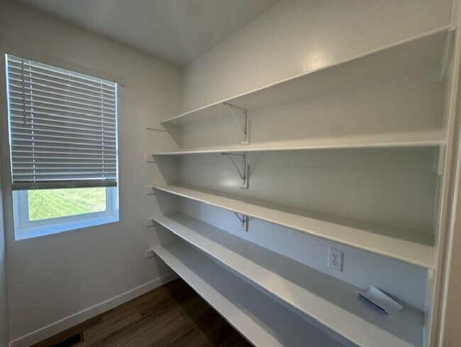 Building Photo - 2808 W 2720 N