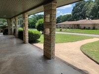 Building Photo - 1001 Washington St