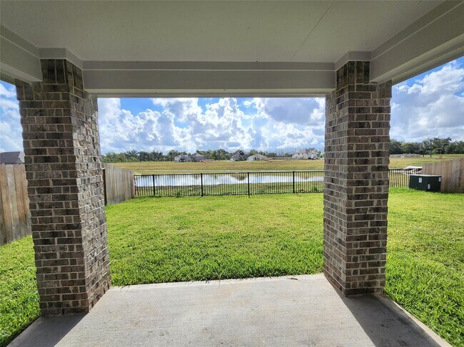 Building Photo - 2506 Good Morrow Dr