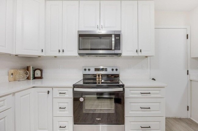 Building Photo - 6089 W Dogwood Dr