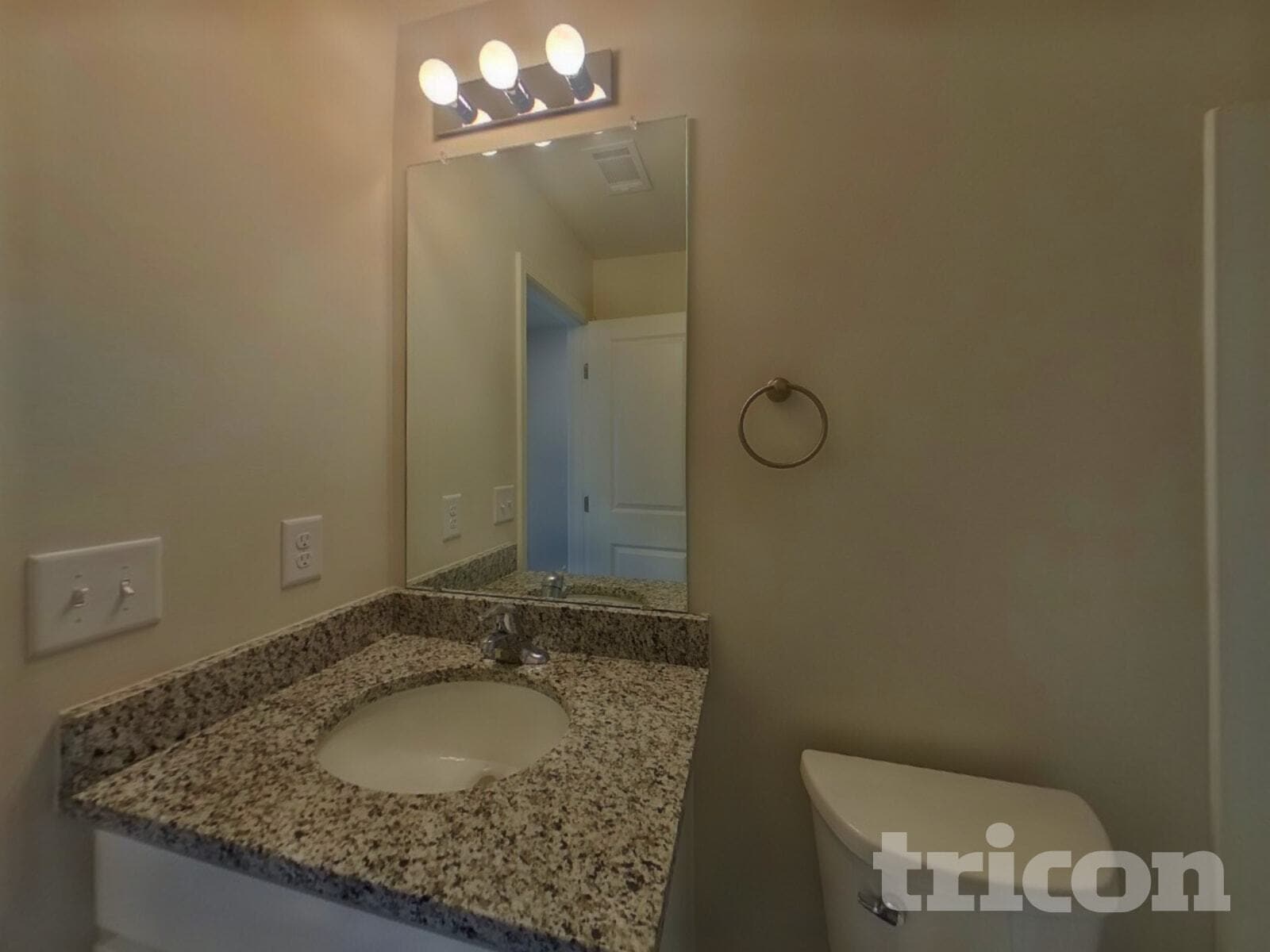 Building Photo - 507 Dayspring Dr