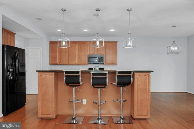 Building Photo - 2548 Port Potomac Ave