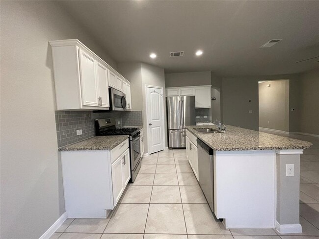 Building Photo - 6717 Ranchito Dr