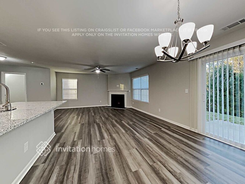 Building Photo - 6415 Maple Creek Ct