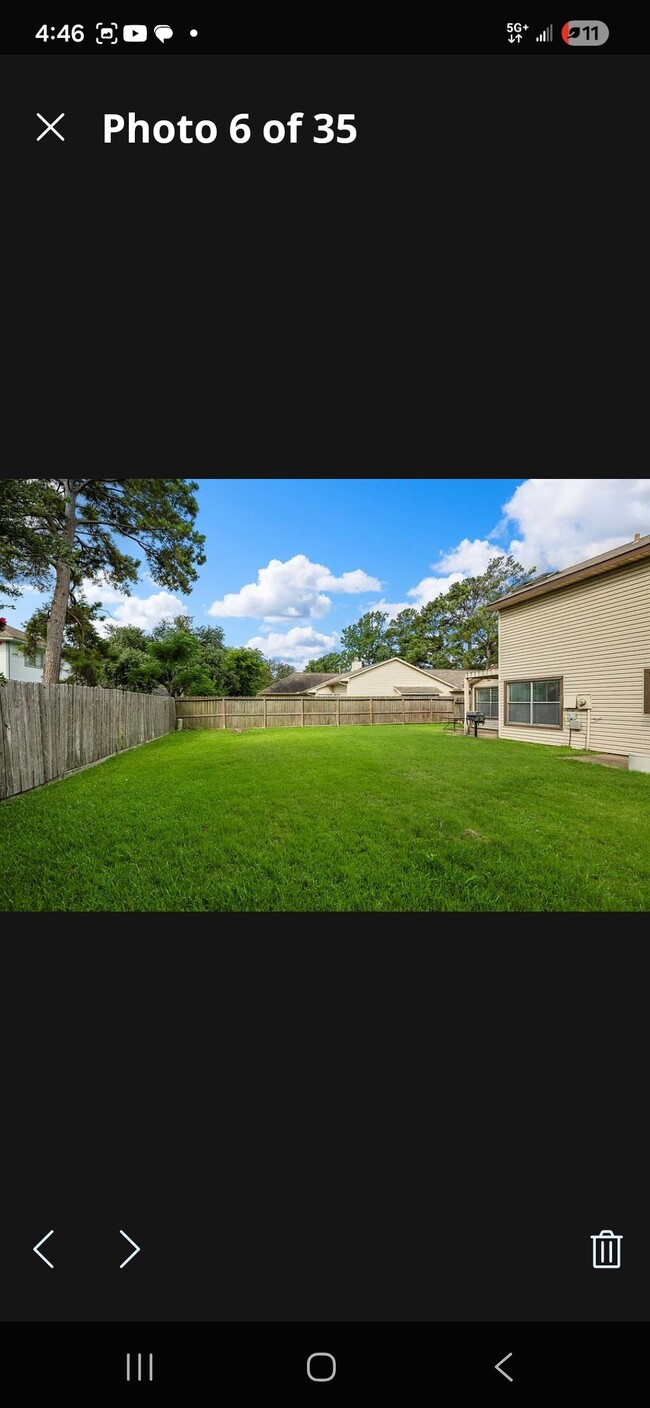 Building Photo - 8530 Lake Crystal Dr