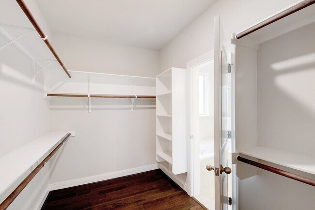 Master Bedroom Closet - 5644 Siragusa Dr