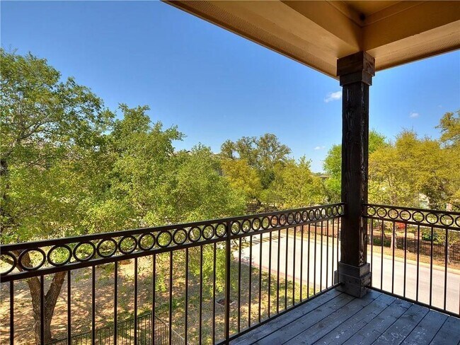 Building Photo - 9512 Solana Vista Loop