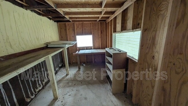 Building Photo - 2117 Pullman Cir