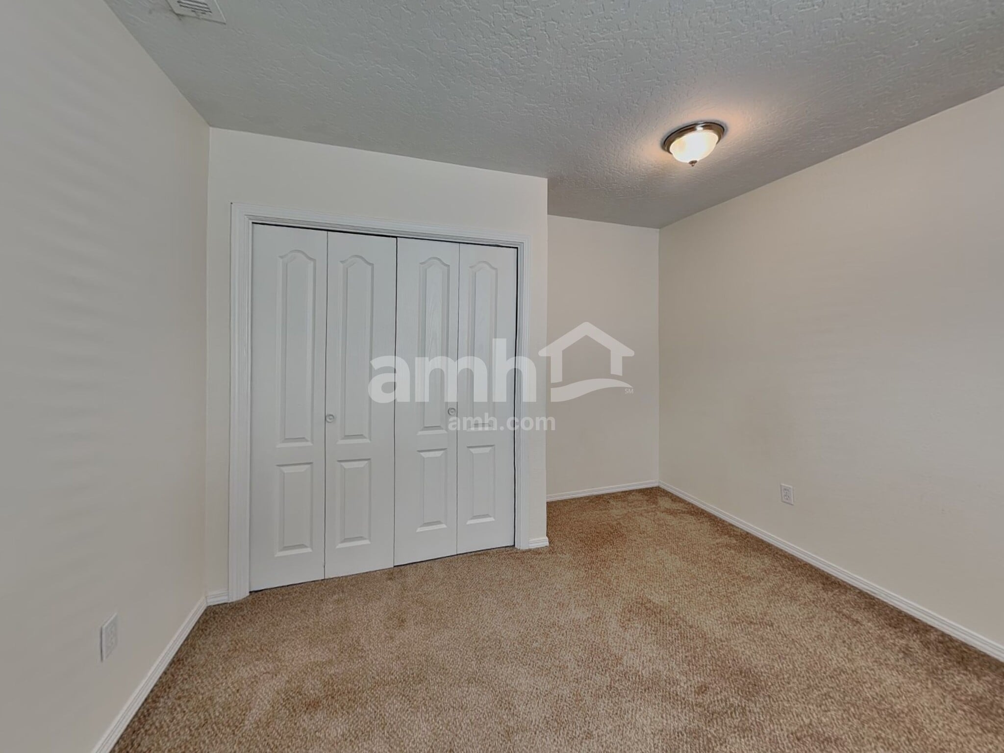 Building Photo - 9551 W Portola Dr