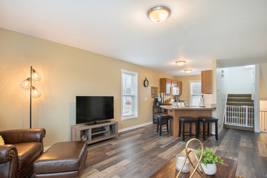 Living Room - North Campus Townhomes