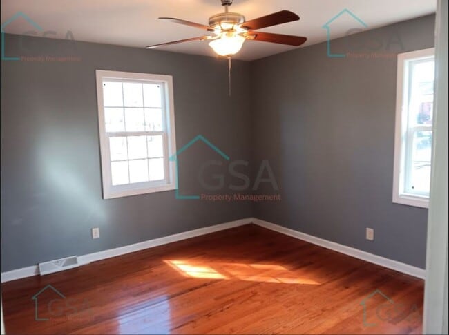 Building Photo - 106 Keowee Ave