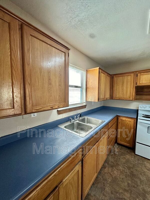 Building Photo - 2701 Raney St