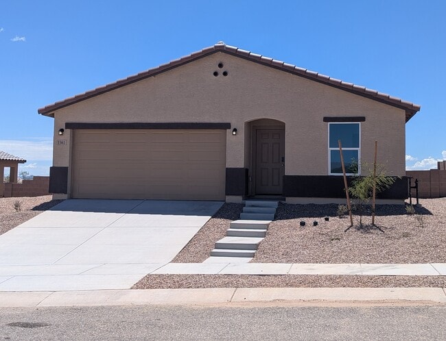 Building Photo - 1361 Kartchner Trail