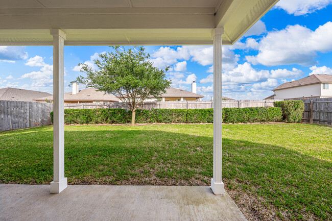 Building Photo - 6601 Cascade Dr