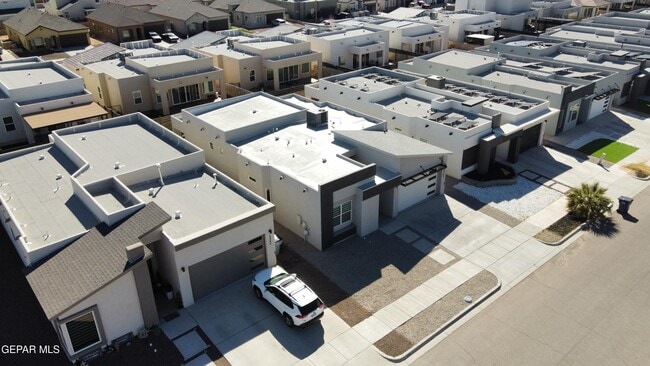 Building Photo - 12360 Desert Wolf Ave