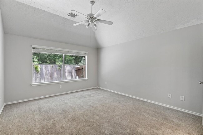 Building Photo - 18111 Stone Trail Manor Dr