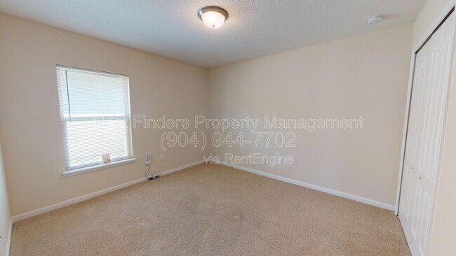 Building Photo - 11561 Sycamore Cv Ln
