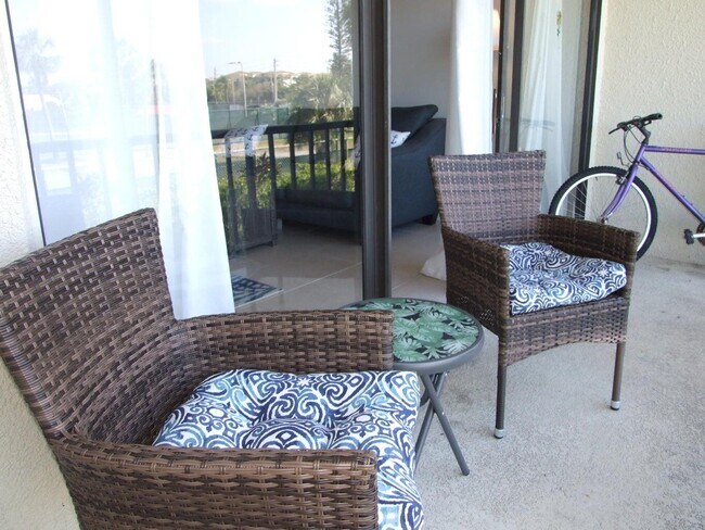 Building Photo - 1605 S US Hwy 1