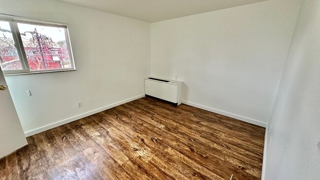 Building Photo - 3423 Madison Ave