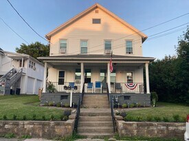 Building Photo - 314 Willow St