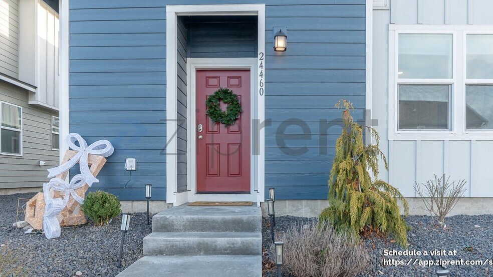 Building Photo - 24460 E Harrier Ln