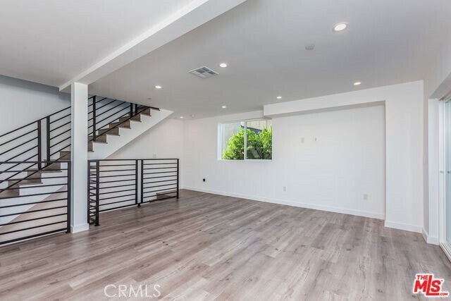 Building Photo - 10916 Hesby St