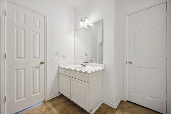 Building Photo - 18435 Emory Brook Ct