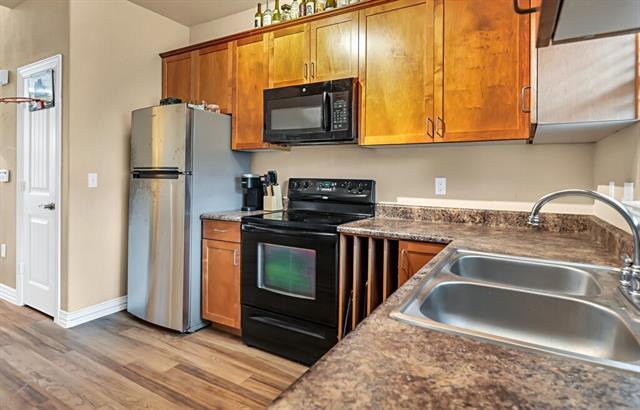 Building Photo - 2410 S 2nd St