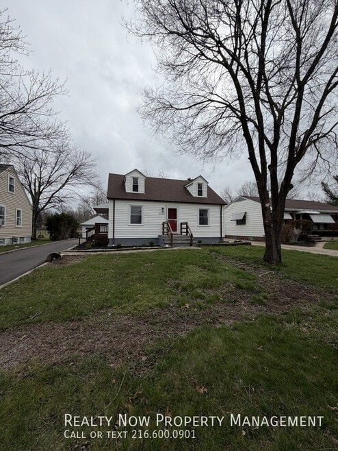 Building Photo - 6333 W 130th St