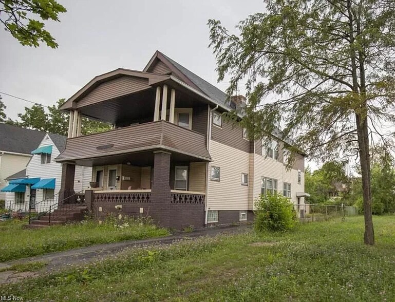 Building Photo - 3252 E 142nd St