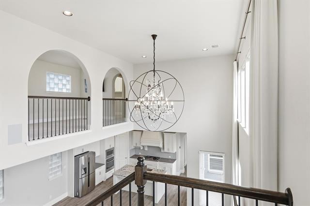 Building Photo - 500 Loma Alta Dr