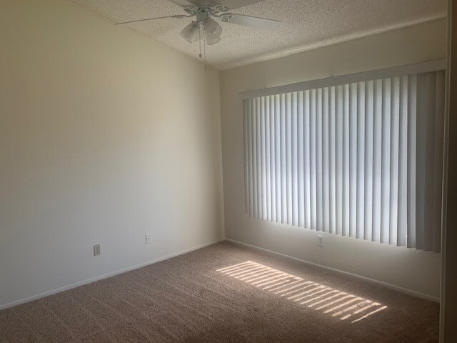Building Photo - 9064 N 68th Ln