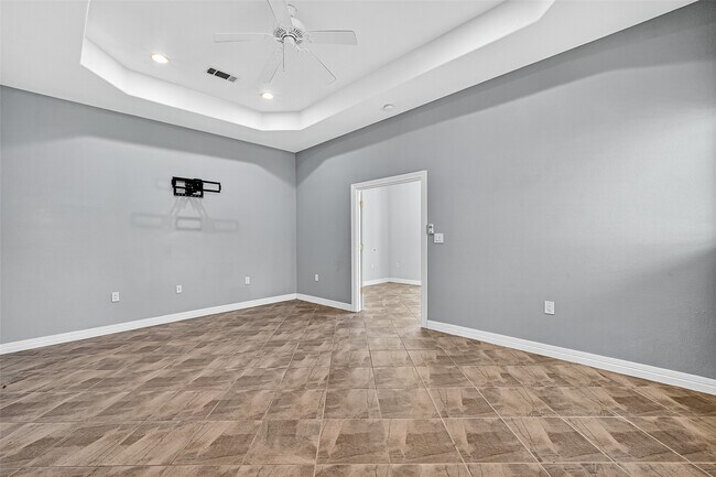 Building Photo - 13819 Lakeview Meadow Dr