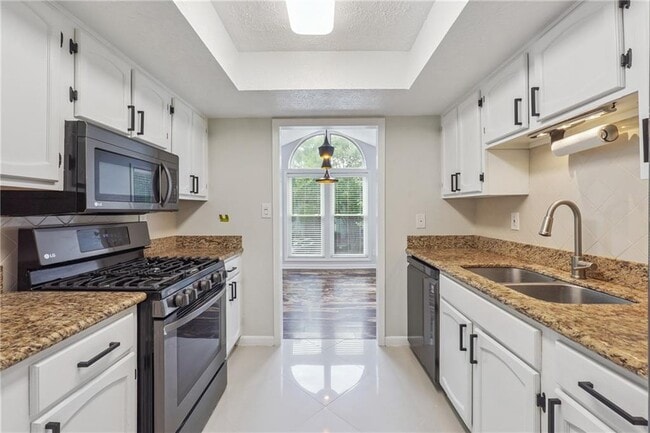 Building Photo - 4105 Canyon Point Cir