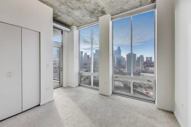 Building Photo - 700 N Larrabee St