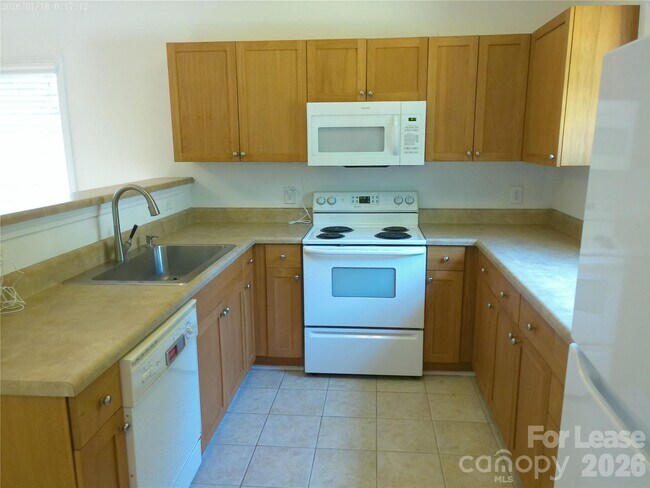 Building Photo - 12716 Cross Dale Dr