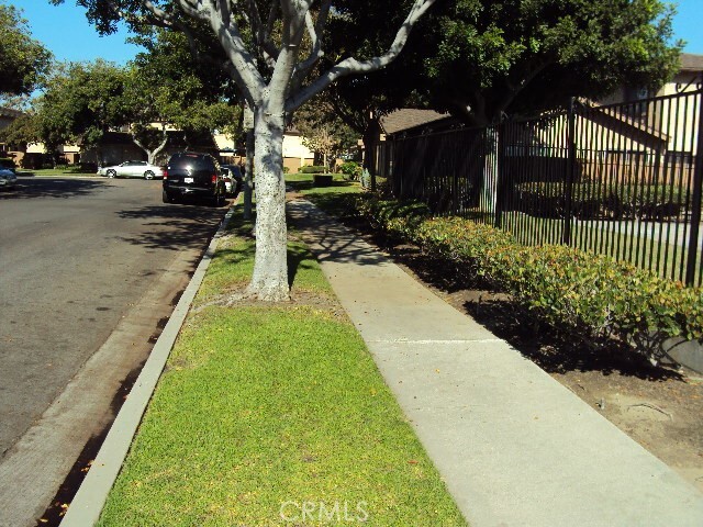 Building Photo - 16748 Cedarwood Cir