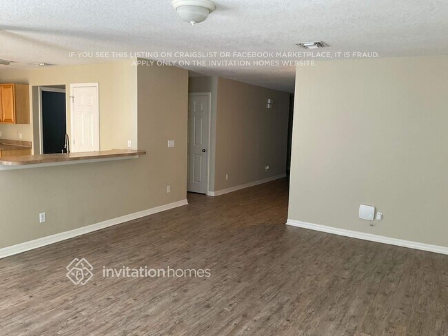 Building Photo - 1639 Algonkin Loop