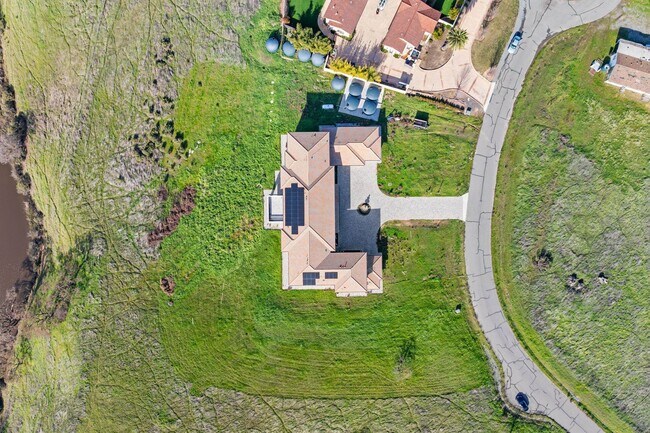 Building Photo - 7778 Laguna Heights Ct