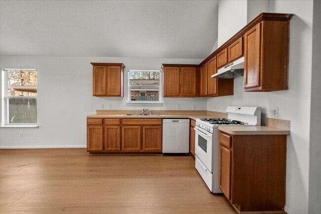 Building Photo - 726 Flying Bridge Way