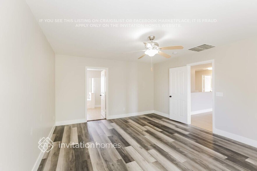 Building Photo - 6227 S 16th Dr