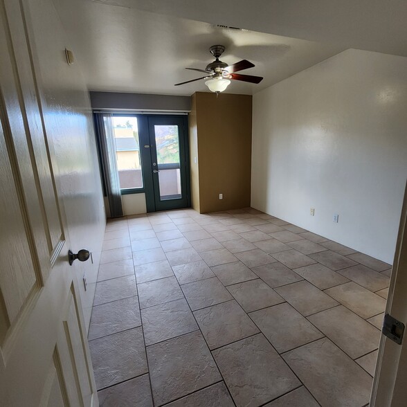 Bedroom - 3149 E Macenroe Ln