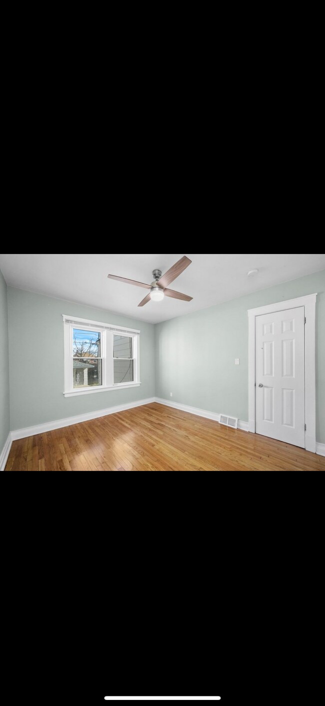 Bedroom 2 - 9339 S Eberhart Ave