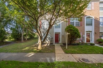 Building Photo - 7022 Dasher Farm Ct