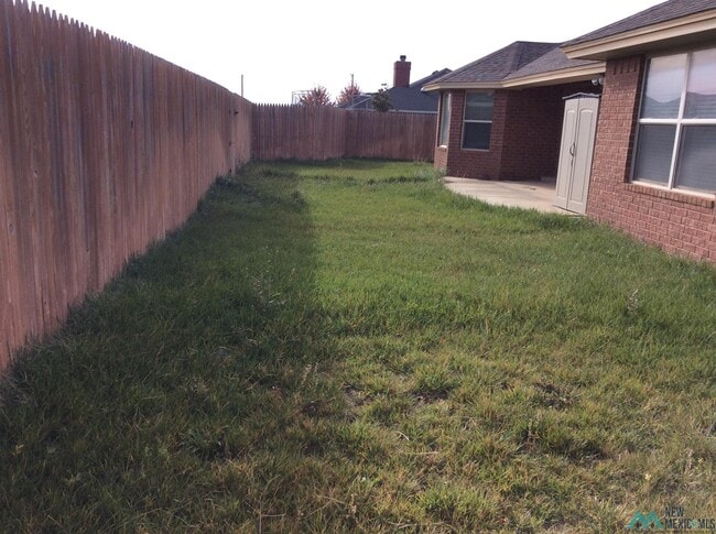 Building Photo - 1705 Tiffani Ln