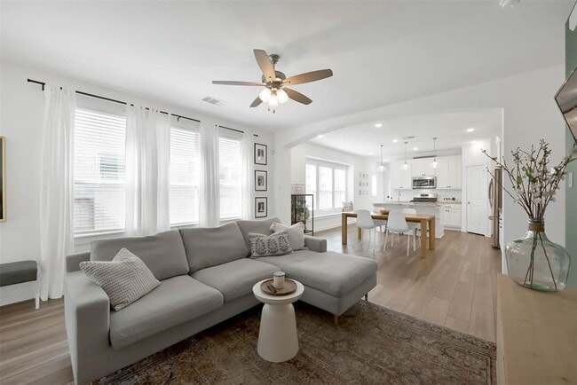 Building Photo - 516 Timber Voyage Ct