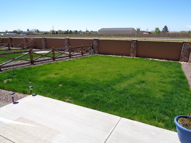 Building Photo - BANNING LEWIS TWO STORY WITH CENTRAL AC & ...